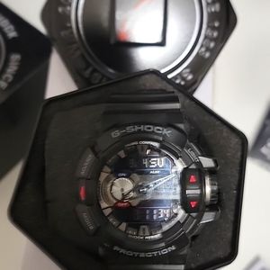 Bluetooth G-Shock watch one size fits all